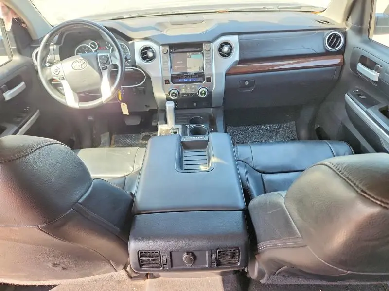 2017 TOYOTA TUNDRA CREWMAX LIMITED  