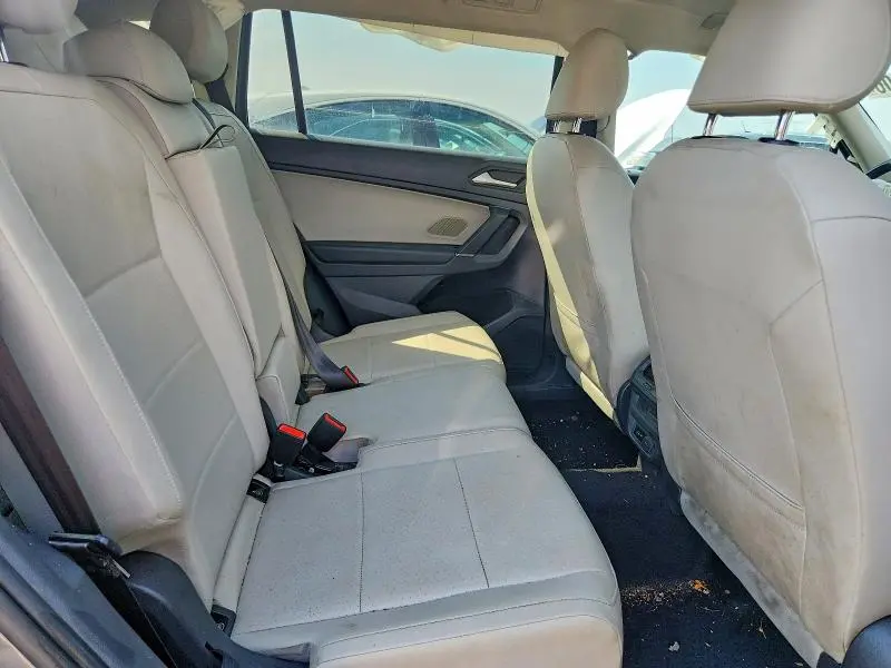 2020 VOLKSWAGEN TIGUAN SE  