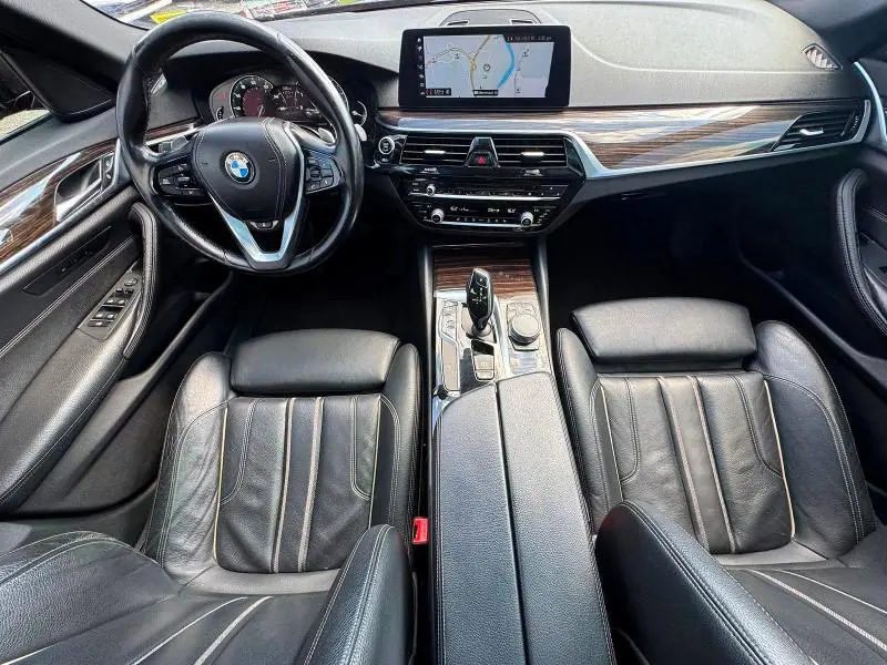 2018 BMW 540 XI  