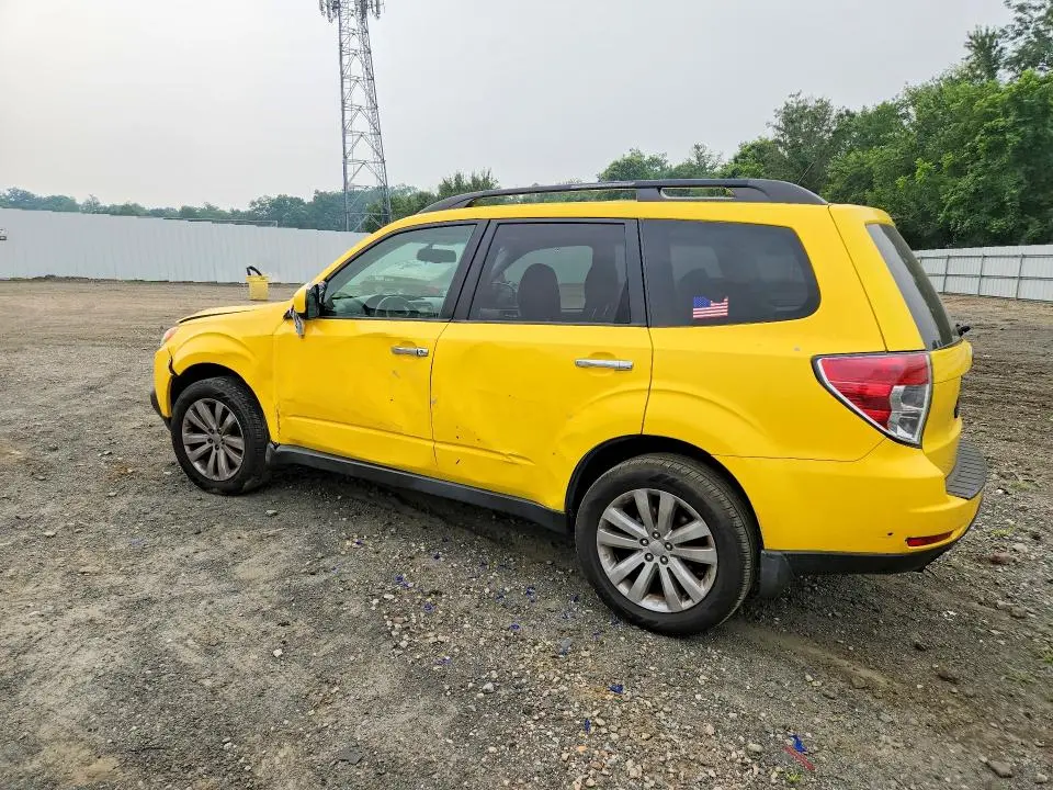 2013 SUBARU FORESTER 2.5X PREMIUM  