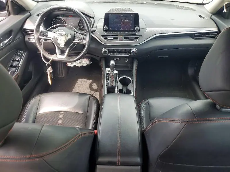 2024 NISSAN ALTIMA SR  