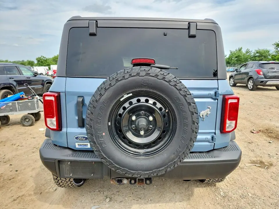2023 FORD BRONCO BASE  