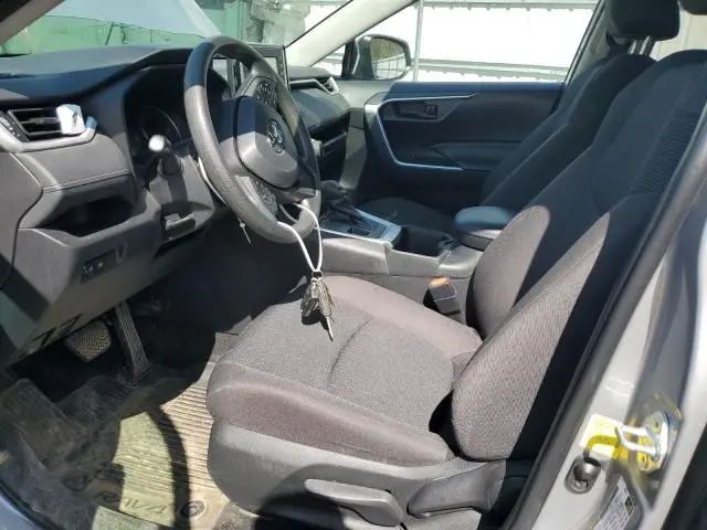 2022 TOYOTA RAV4 LE
