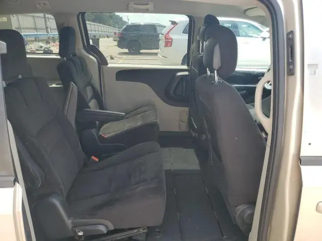 2014 DODGE GRAND CARAVAN SE  