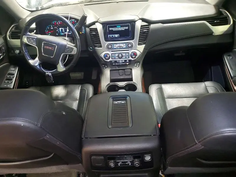 2017 GMC YUKON SLT  