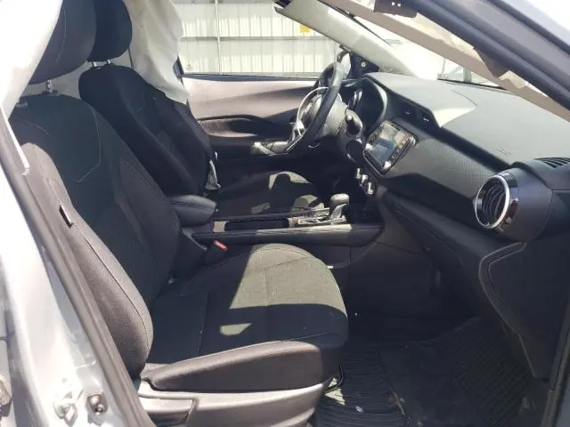 2023 NISSAN KICKS SV  