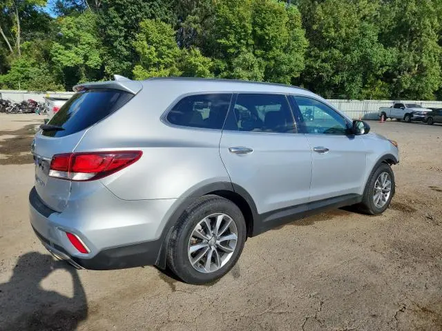 2018 HYUNDAI SANTA FE SE  