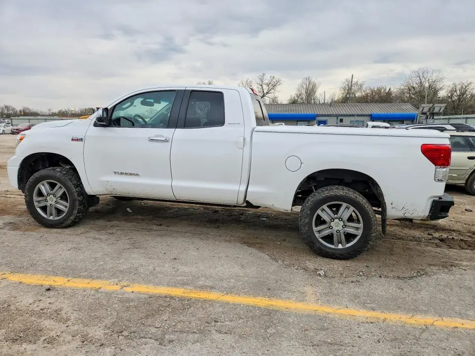 2013 TOYOTA TUNDRA LIMITED  