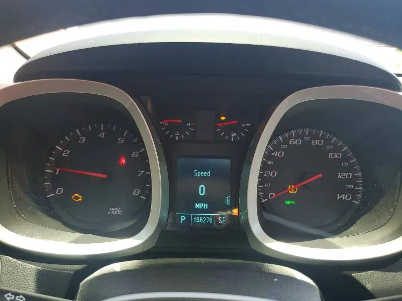 2010 CHEVROLET EQUINOX LT  