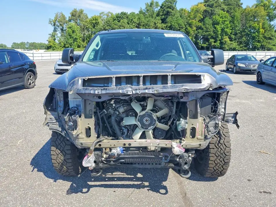 2018 TOYOTA TUNDRA CREWMAX SR5  