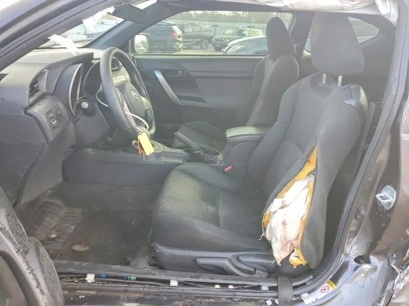 2013 TOYOTA SCION TC   