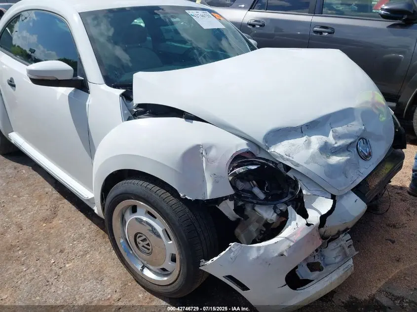 2015 VOLKSWAGEN BEETLE 1.8T CLASSIC