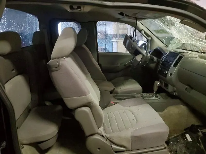 2014 NISSAN FRONTIER   