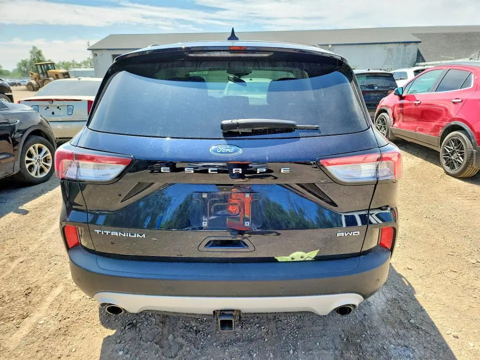 2021 FORD ESCAPE TITANIUM  