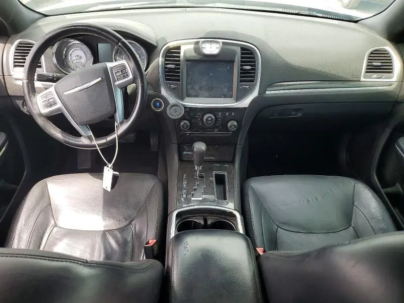 2011 CHRYSLER 300 LIMITED  