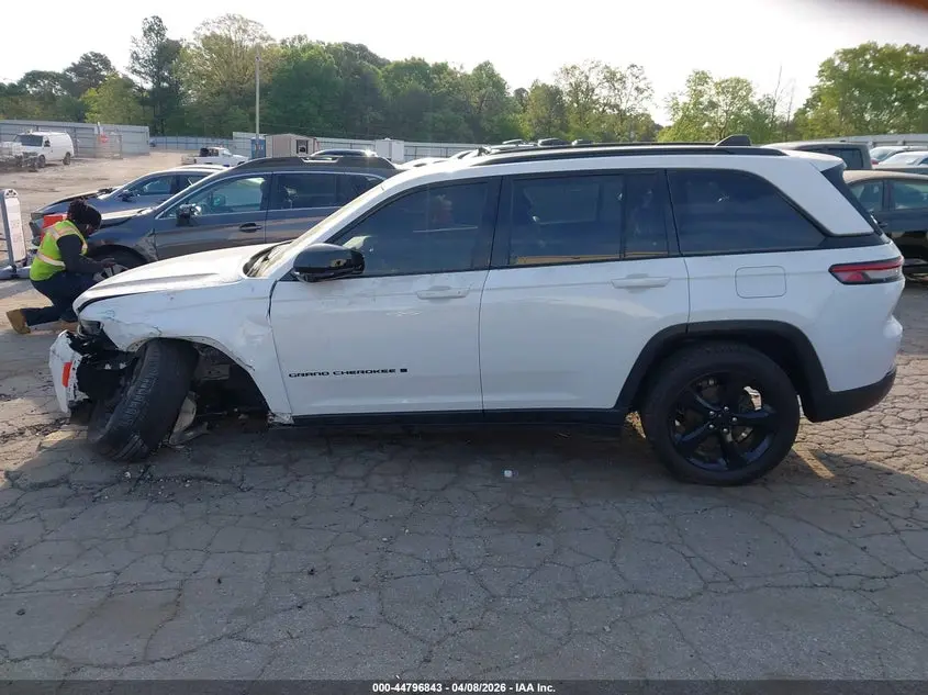 2023 JEEP GRAND CHEROKEE ALTITUDE 4X4