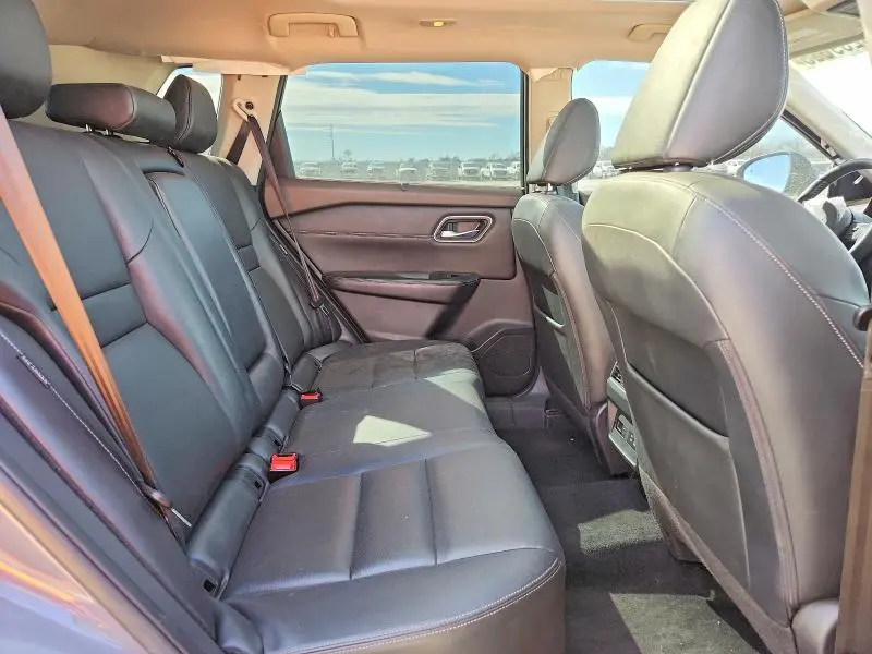 2021 NISSAN ROGUE SL  