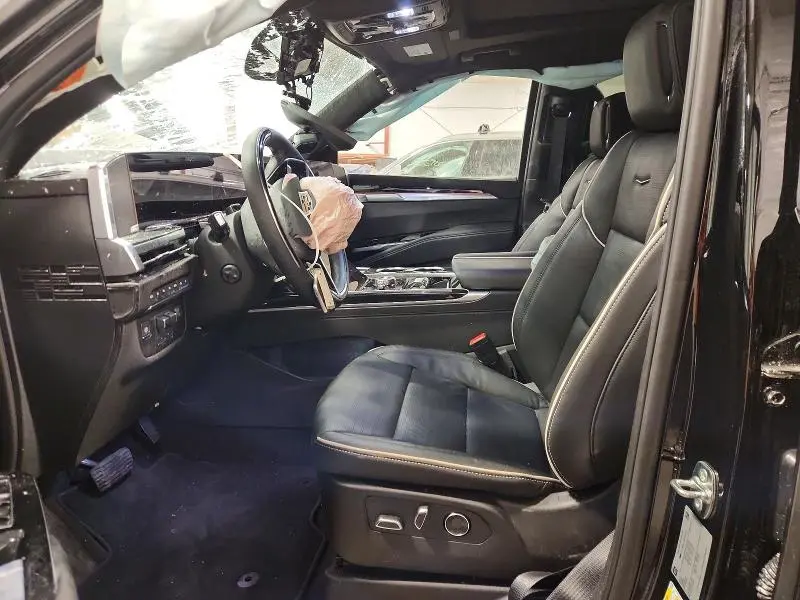 2025 CADILLAC ESCALADE ESV SPORT  