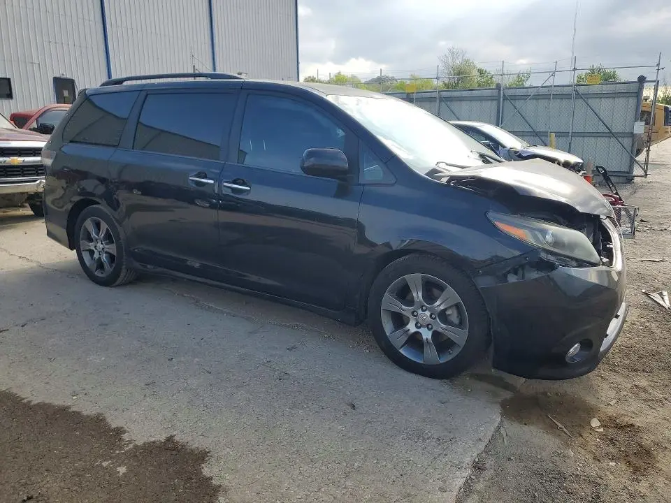 2015 TOYOTA SIENNA SPORT  