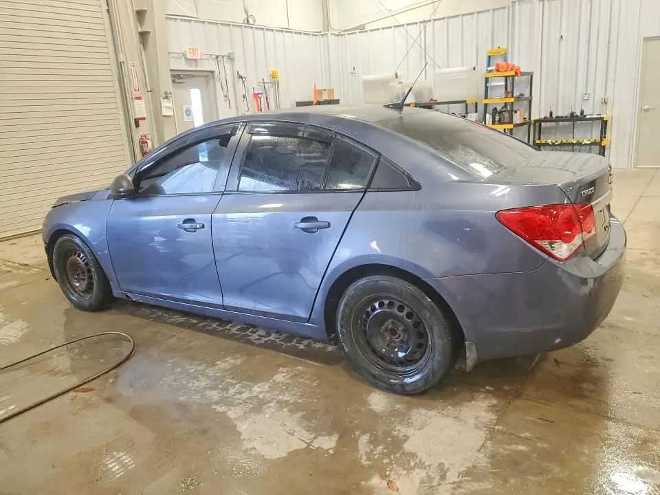 2013 CHEVROLET CRUZE LS  
