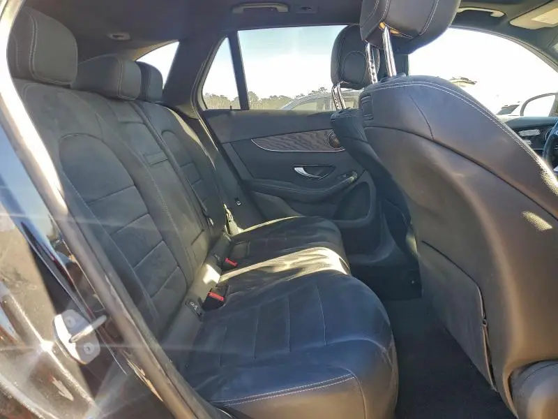 2018 MERCEDES-BENZ GLC 300  