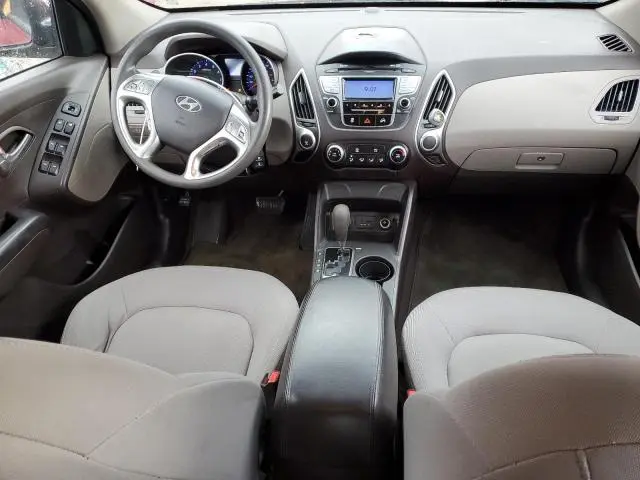 2011 HYUNDAI TUCSON GL  