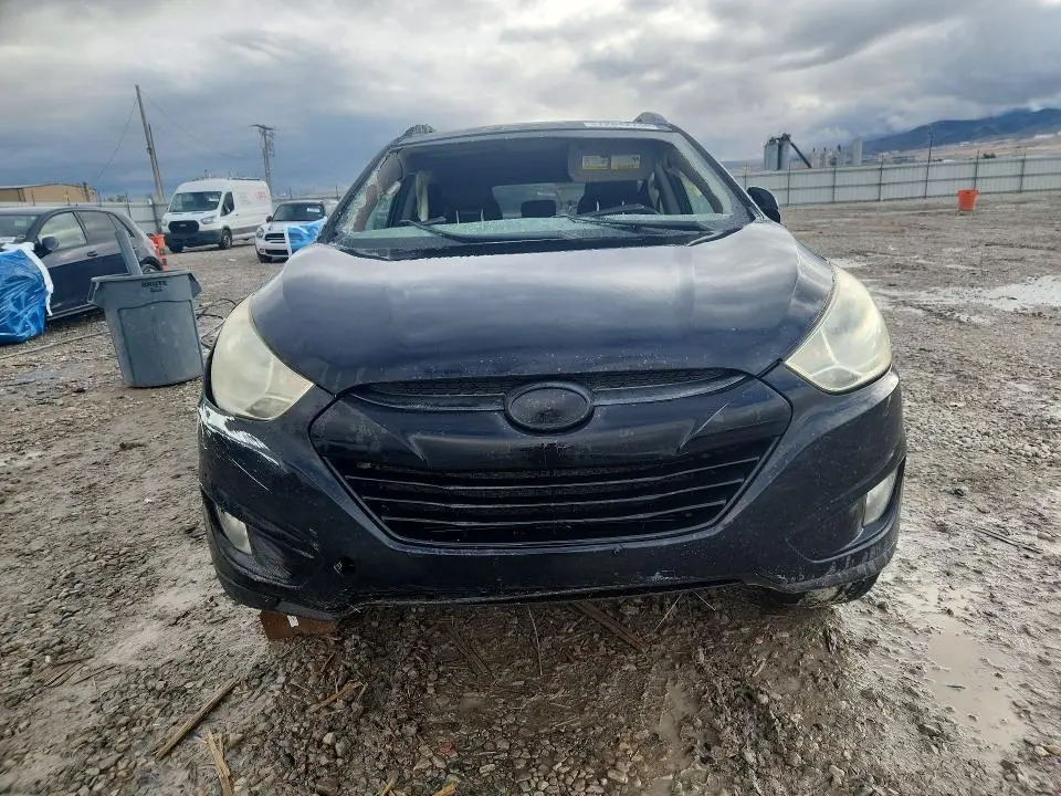 2013 HYUNDAI TUCSON GLS  