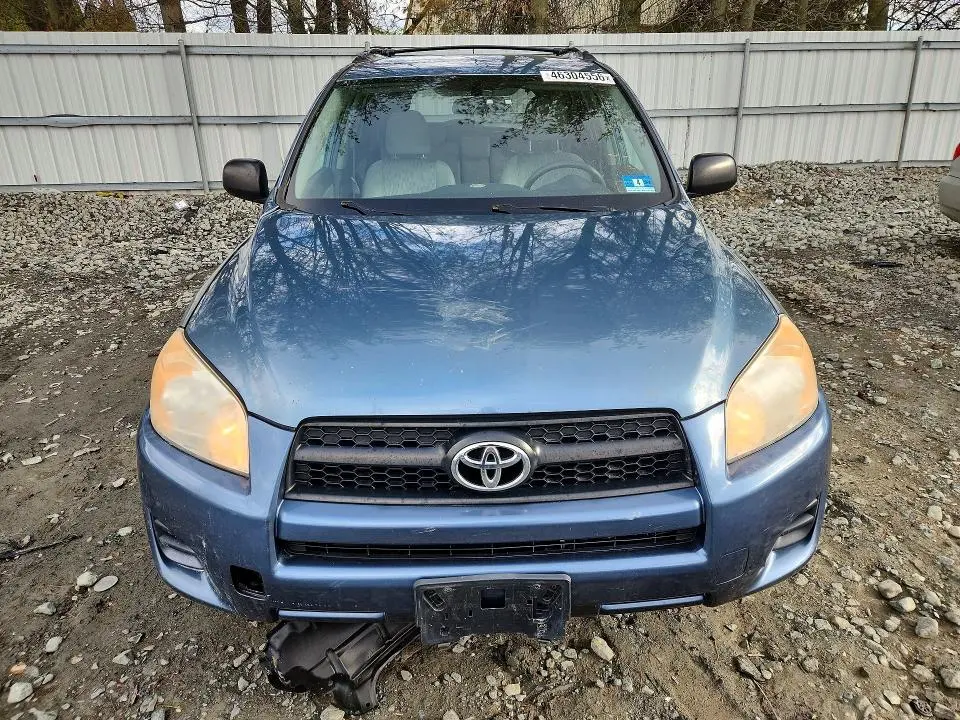 2011 TOYOTA RAV4 BASE  