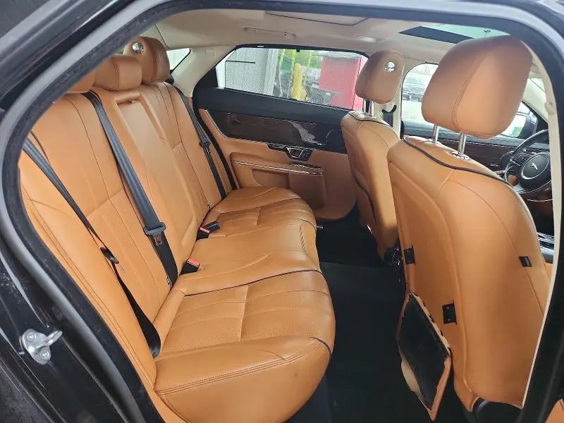 2014 JAGUAR XJL PORTFOLIO  