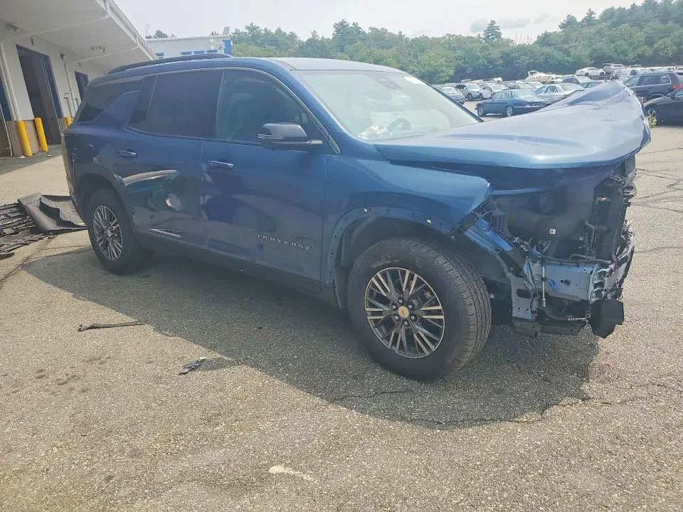 2024 CHEVROLET TRAVERSE LT  