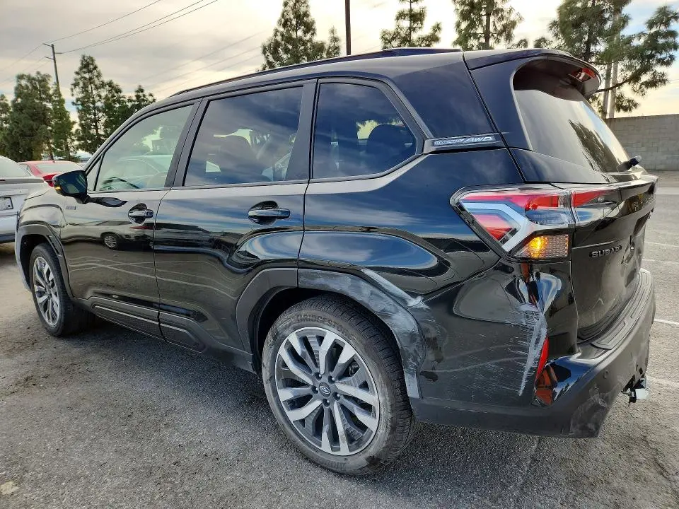 2025 SUBARU FORESTER TOURING  