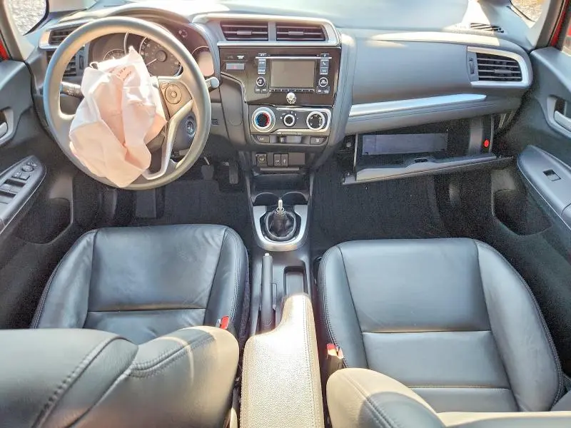 2015 HONDA FIT LX  