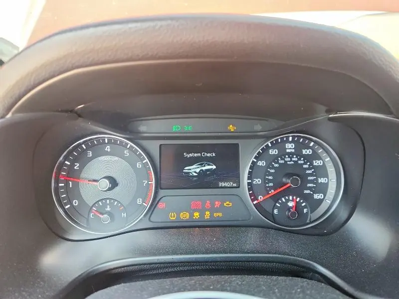2023 KIA FORTE GT LINE  