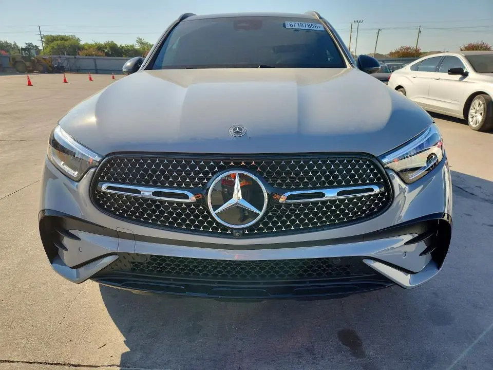 2026 MERCEDES-BENZ GLC 300 4MATIC  