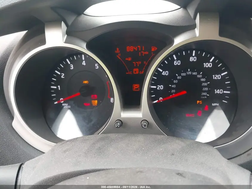 2011 NISSAN JUKE SL