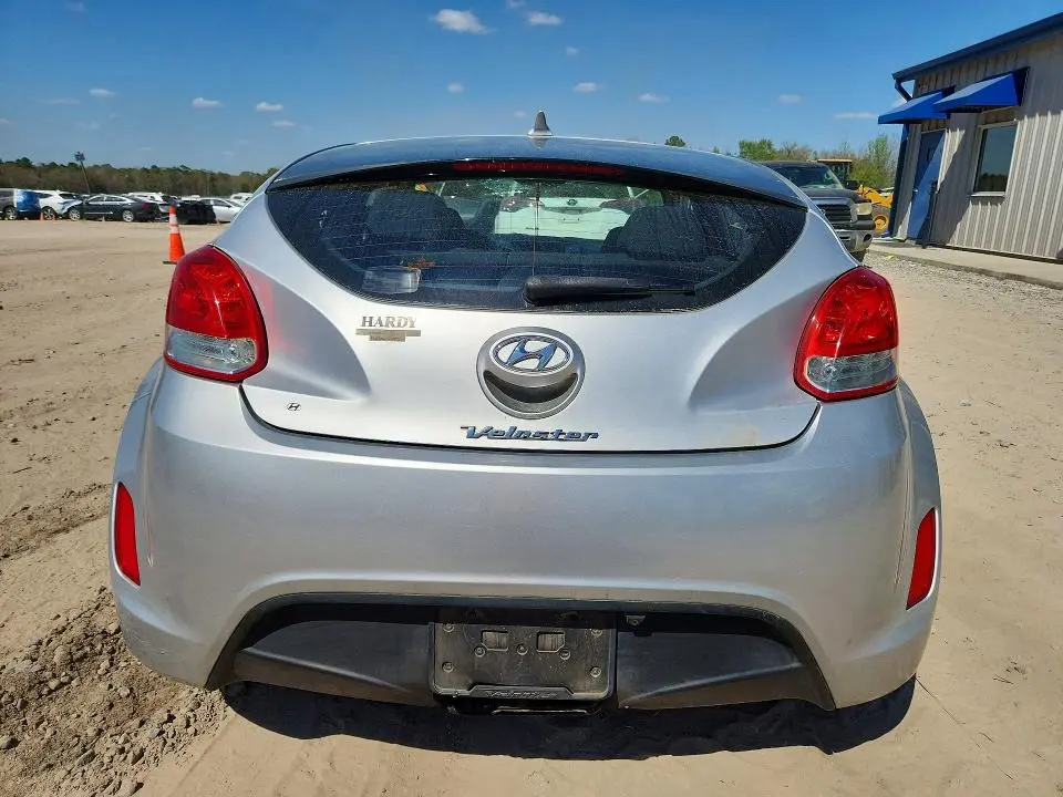 2013 HYUNDAI VELOSTER BASE  