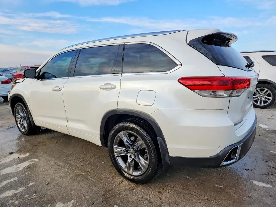 2019 TOYOTA HIGHLANDER LIMITED  