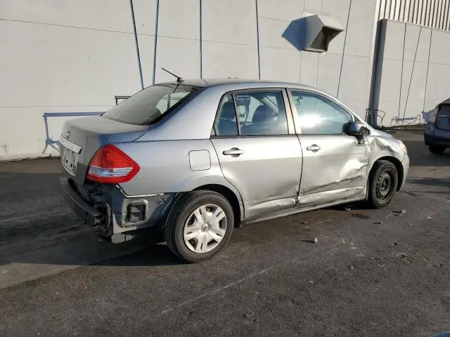 2010 NISSAN VERSA S  