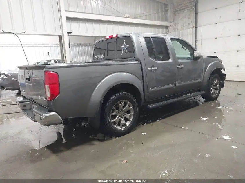 2019 NISSAN FRONTIER SL