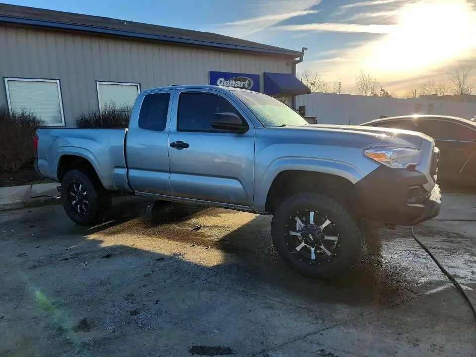 2023 TOYOTA TACOMA SR  