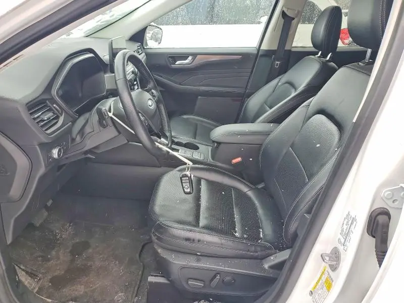 2021 FORD ESCAPE TITANIUM  