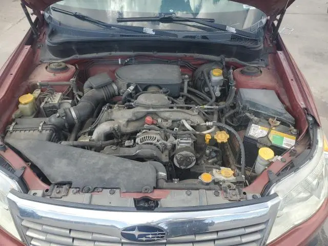 2010 SUBARU FORESTER XS  