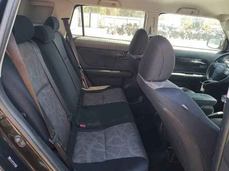 2013 SCION XB BASE  