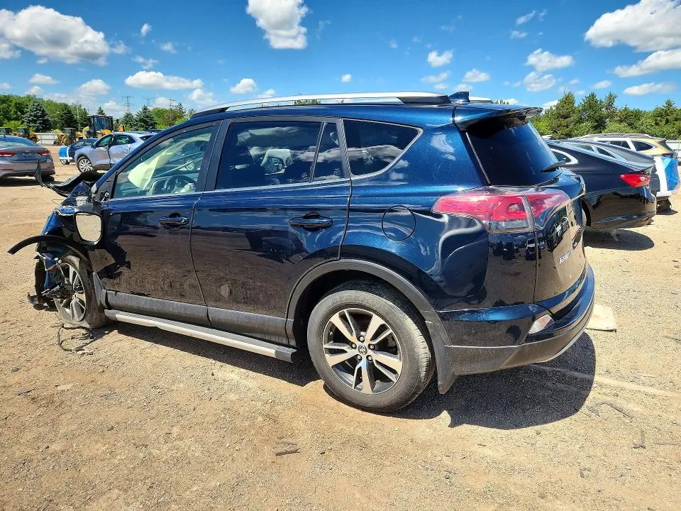 2018 TOYOTA RAV4 XLE  