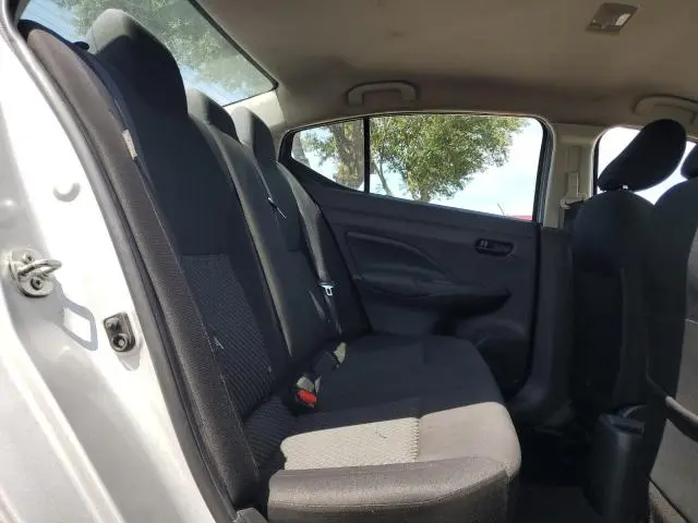 2020 NISSAN VERSA S  