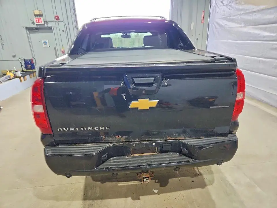 2013 CHEVROLET AVALANCHE LTZ  
