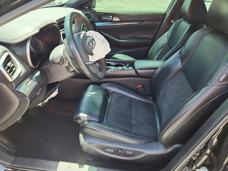 2021 NISSAN MAXIMA SR  