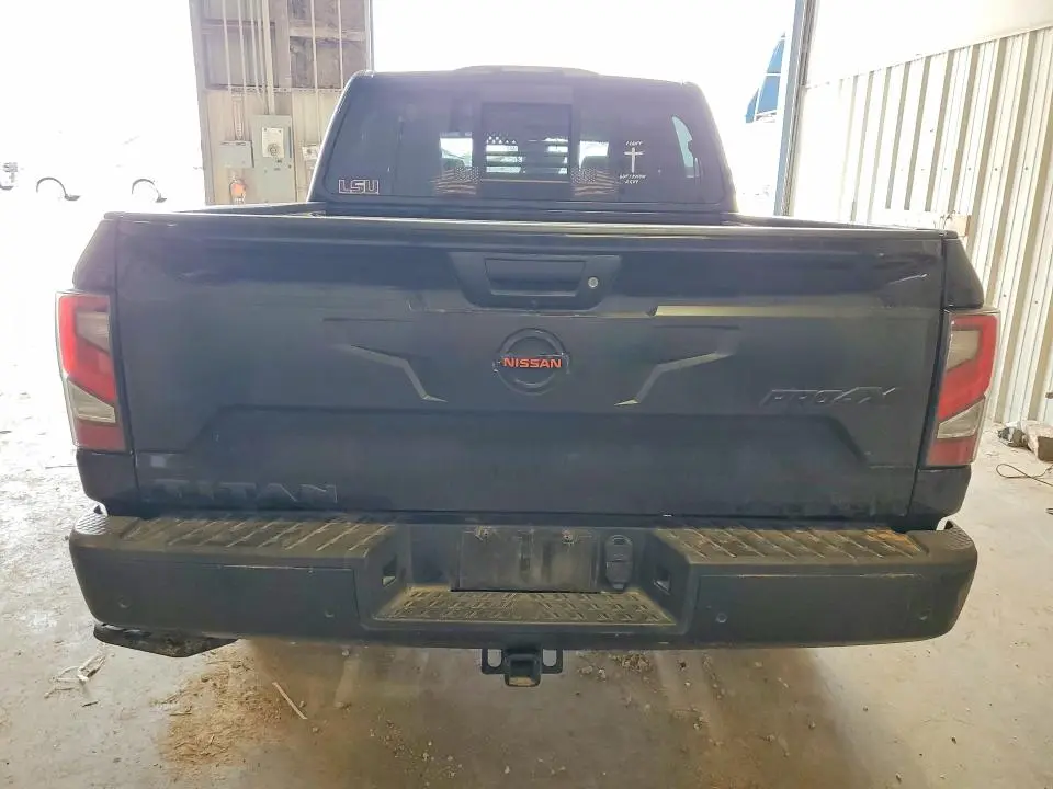 2021 NISSAN TITAN PRO-4X  