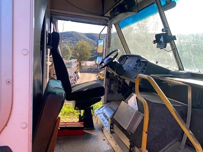 2011 FORD ECONOLINE E350 SUPER DUTY STRIPPED CHASSIS  