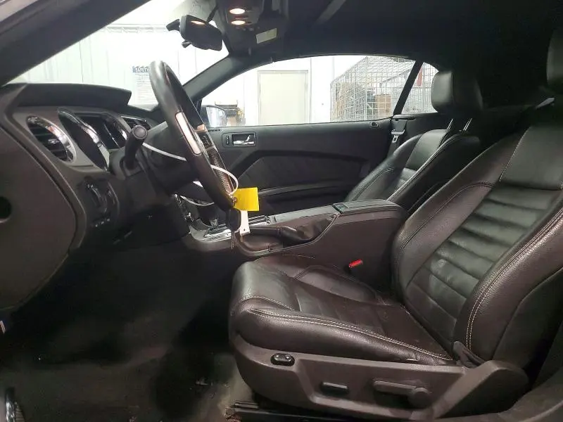 2010 FORD MUSTANG   